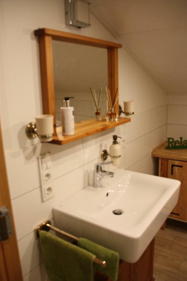 Eifelyeti Ferienwohnung Ellscheid Екстер'єр фото